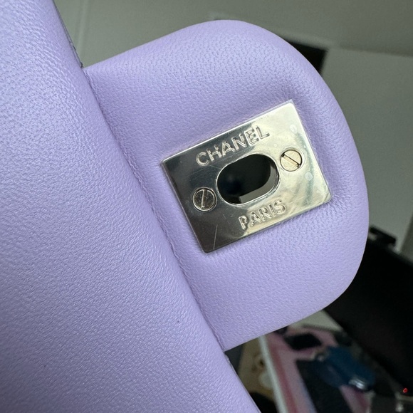 ๐ CHANEL 24P MINI TOP HANDLE LILAC ๐ - Picture 9 of 13